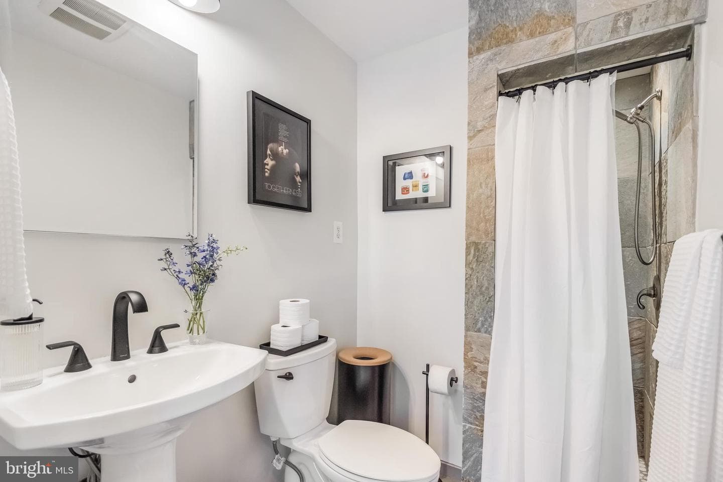 2810 Colonial Road photo 14