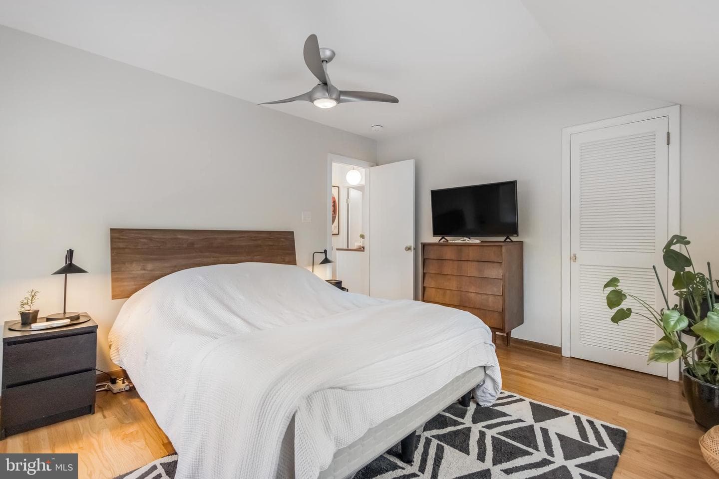 2810 Colonial Road photo 19