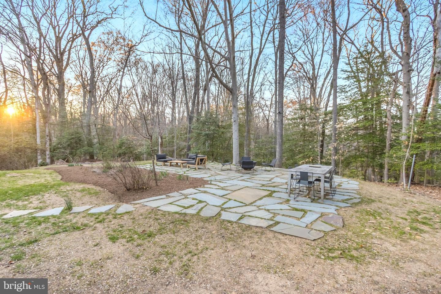 2810 Colonial Road photo 27