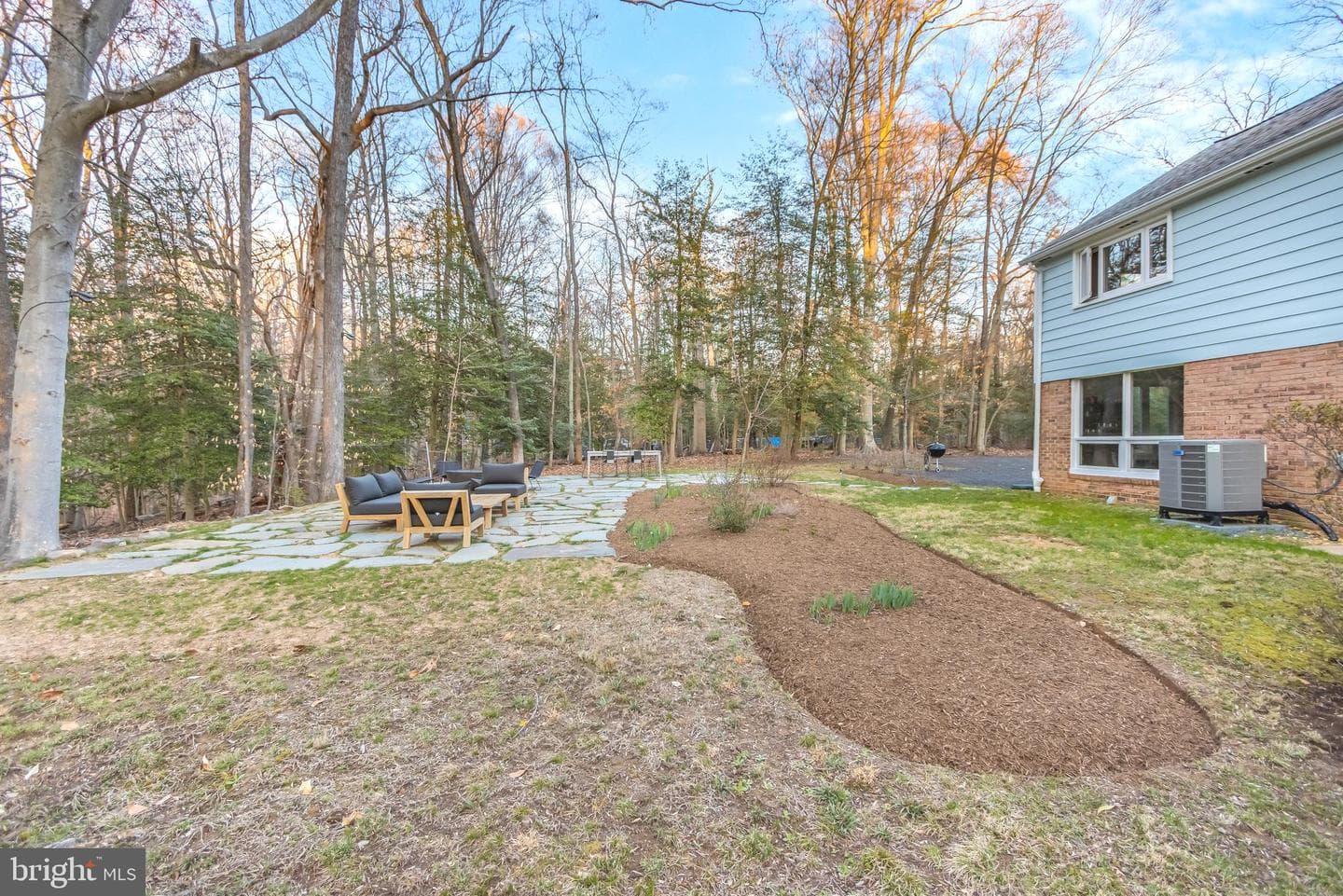 2810 Colonial Road photo 30