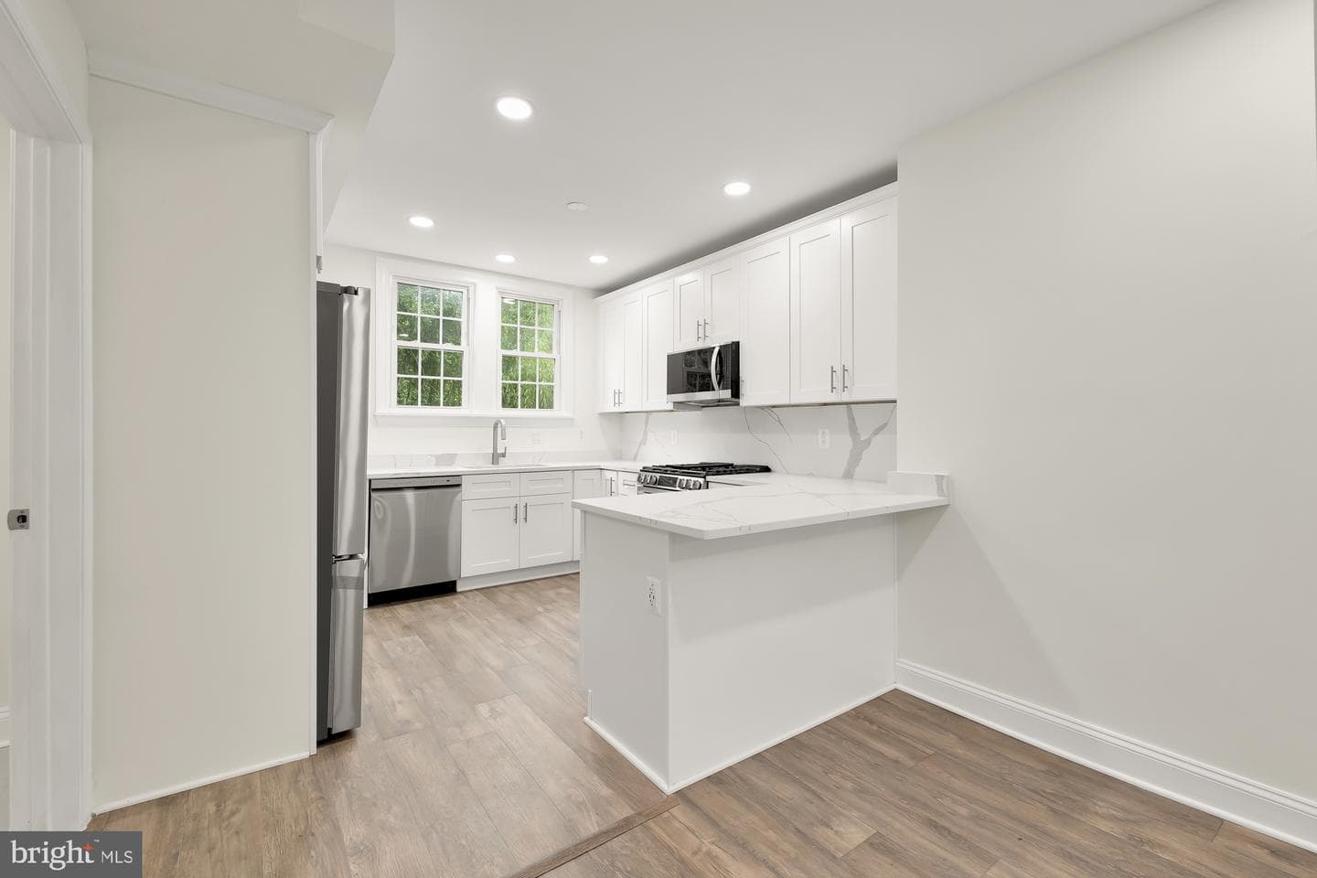 6214 43rd Street photo 14