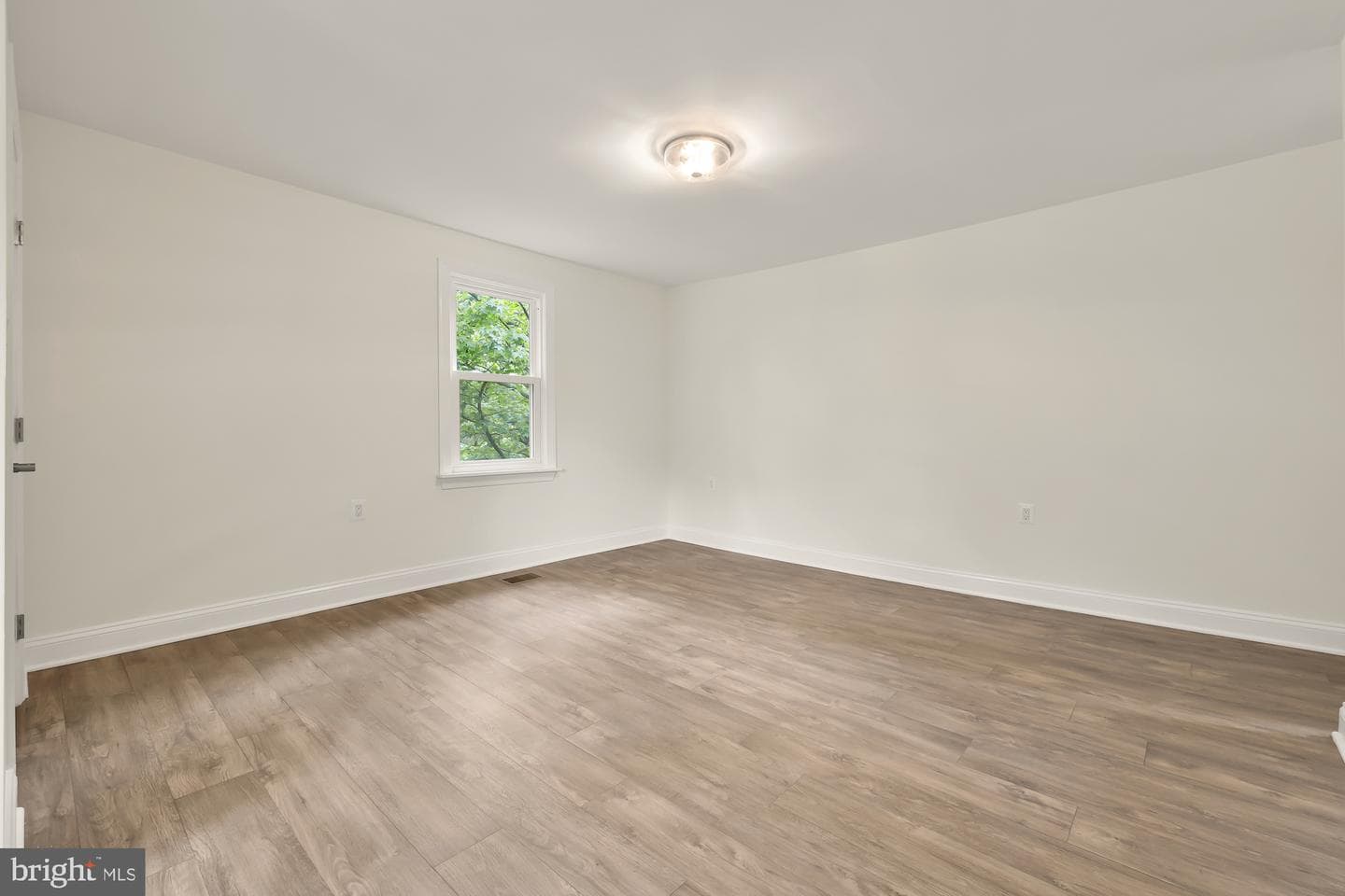 6214 43rd Street photo 33