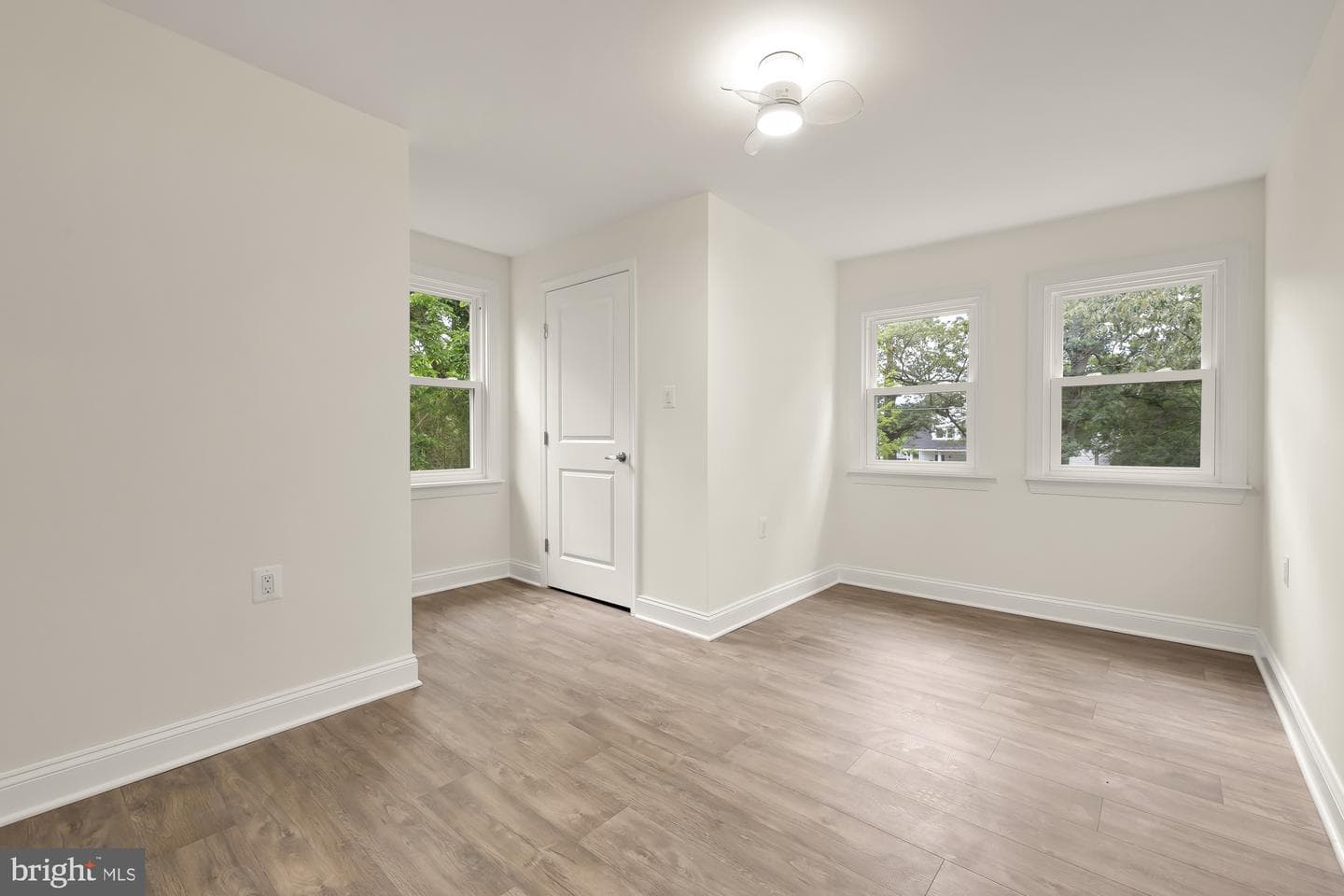 6214 43rd Street photo 35