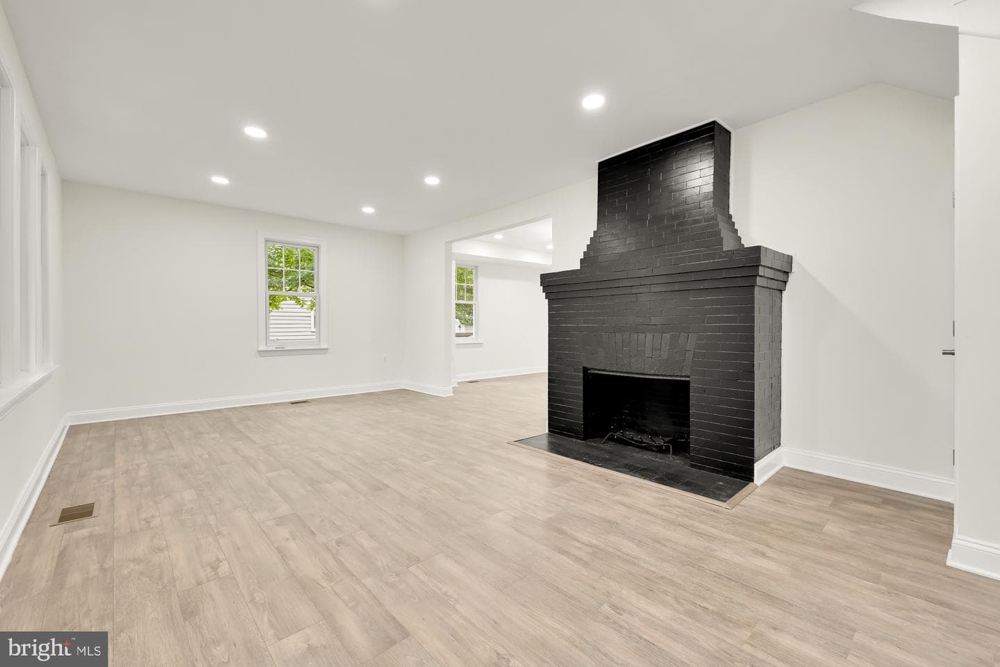 6214 43rd Street photo 7
