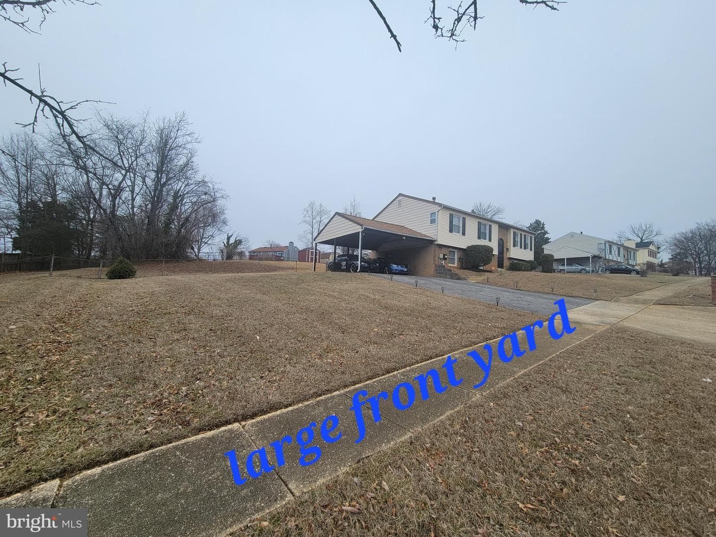 805 Jessica Place photo 2