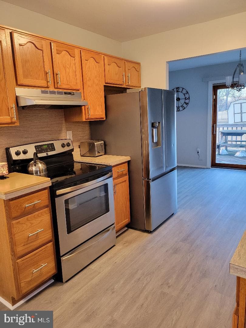 805 Jessica Place photo 8