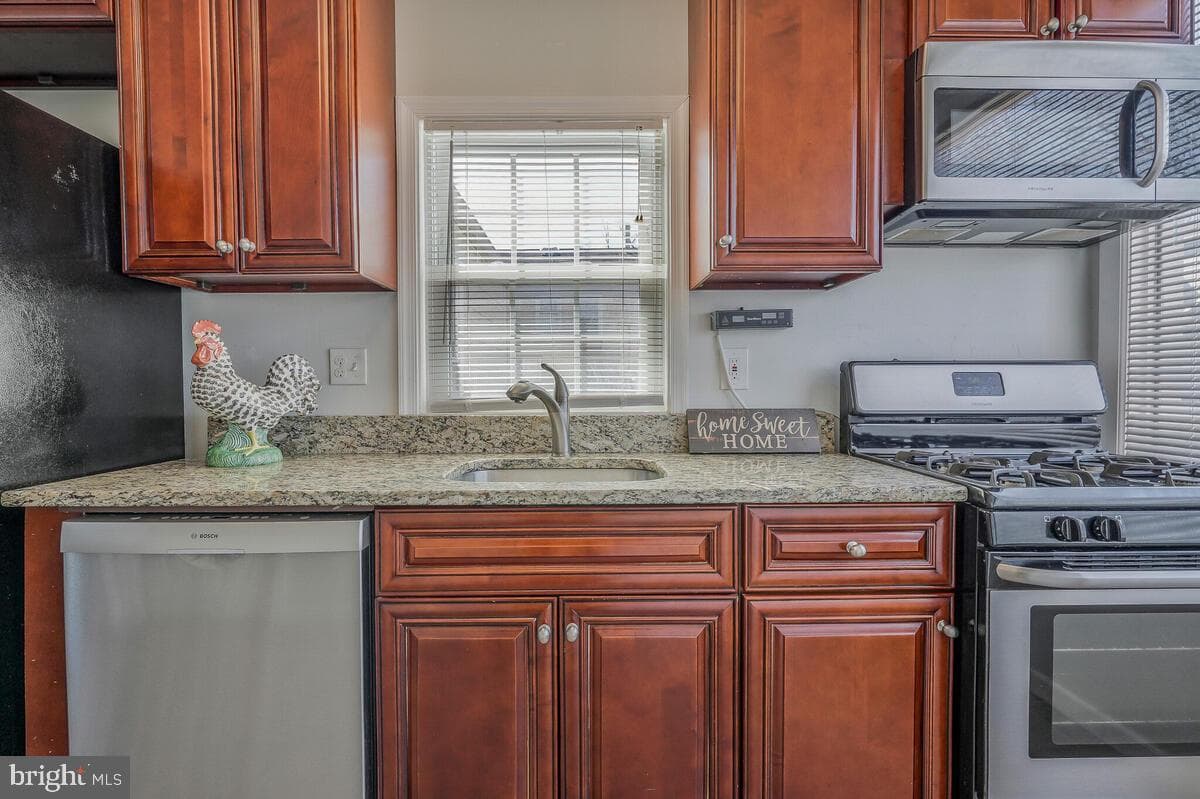 5102 60th Avenue photo 9