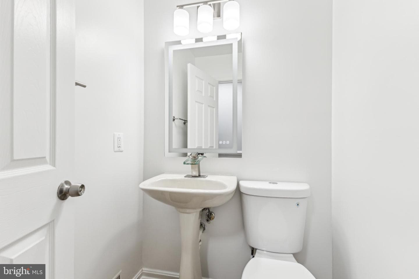 2609 John A Thompson Road photo 18