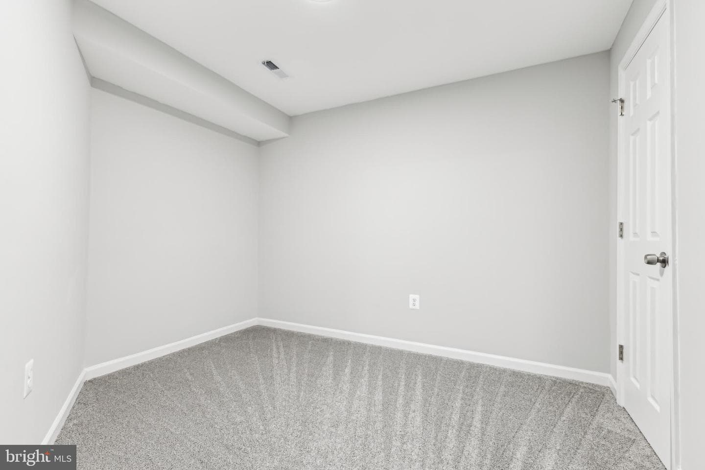 2609 John A Thompson Road photo 31