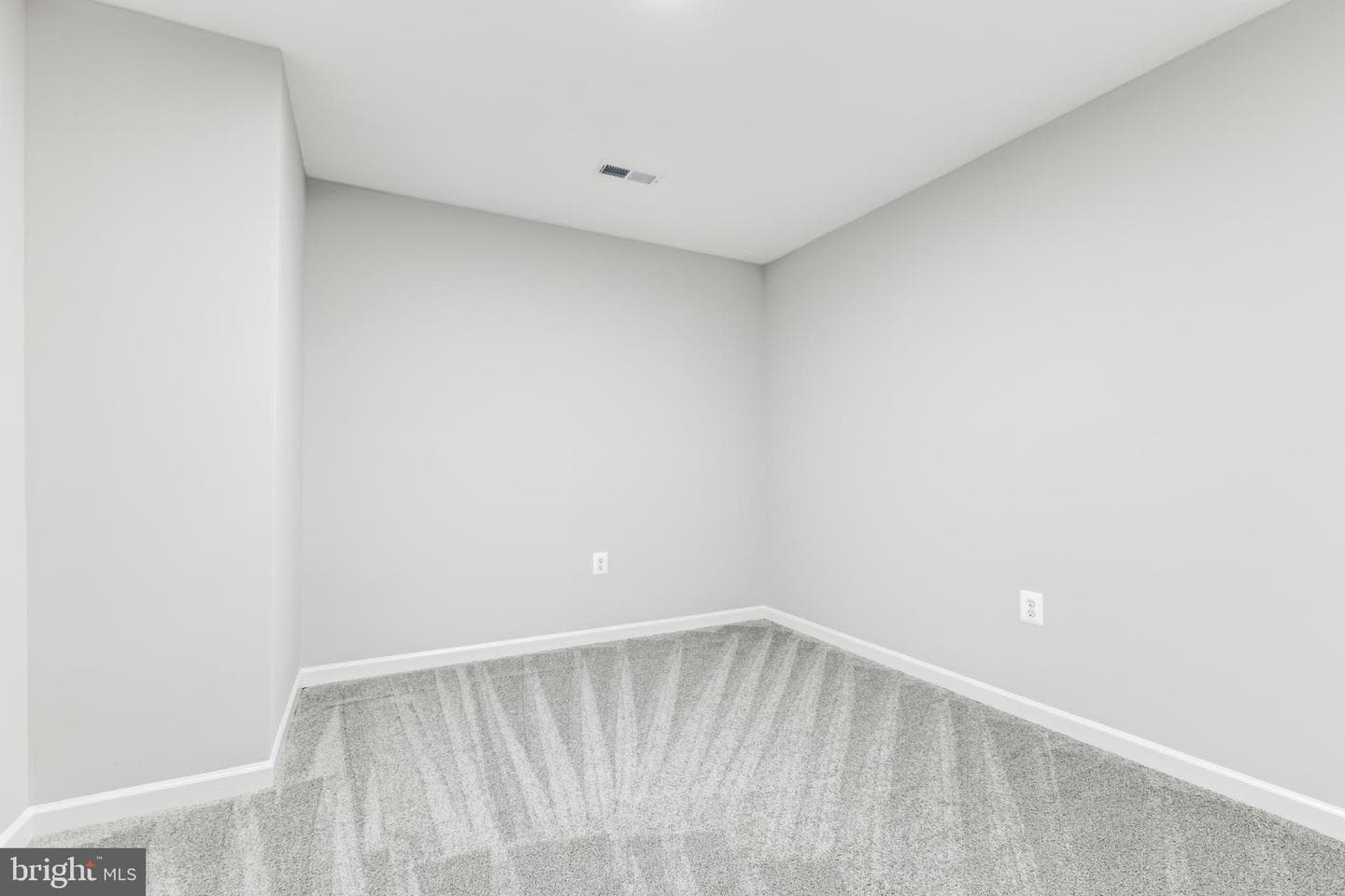 2609 John A Thompson Road photo 36
