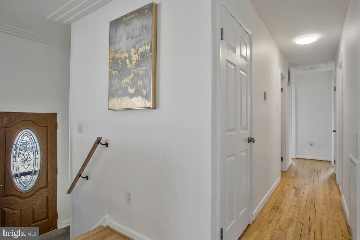 11609 Tyre Street photo 20
