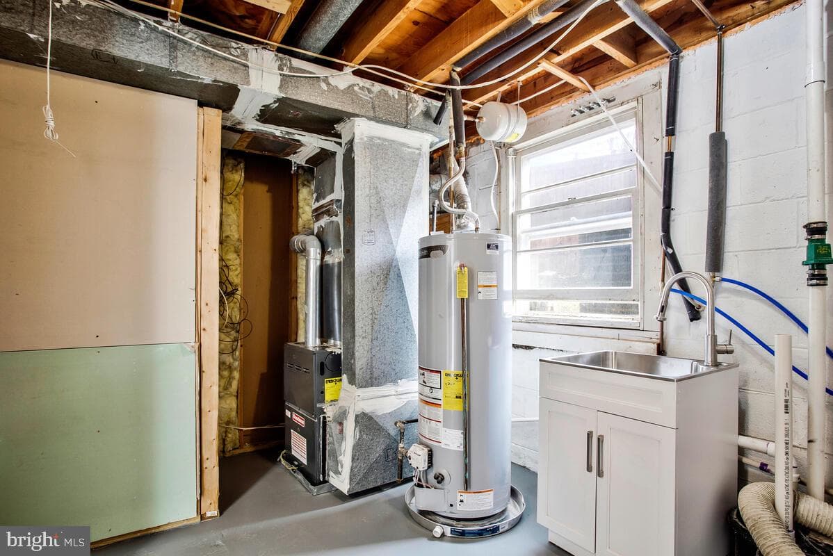 11609 Tyre Street photo 35