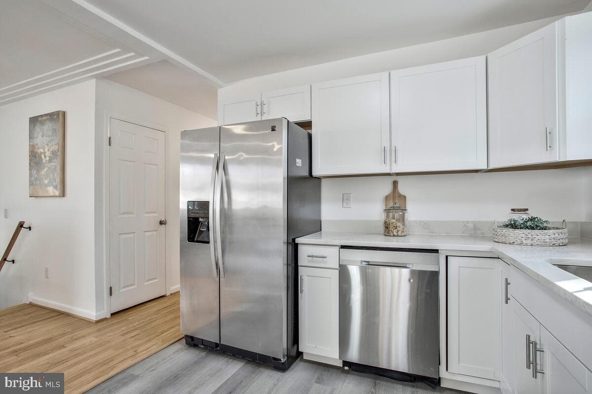 11609 Tyre Street photo 8