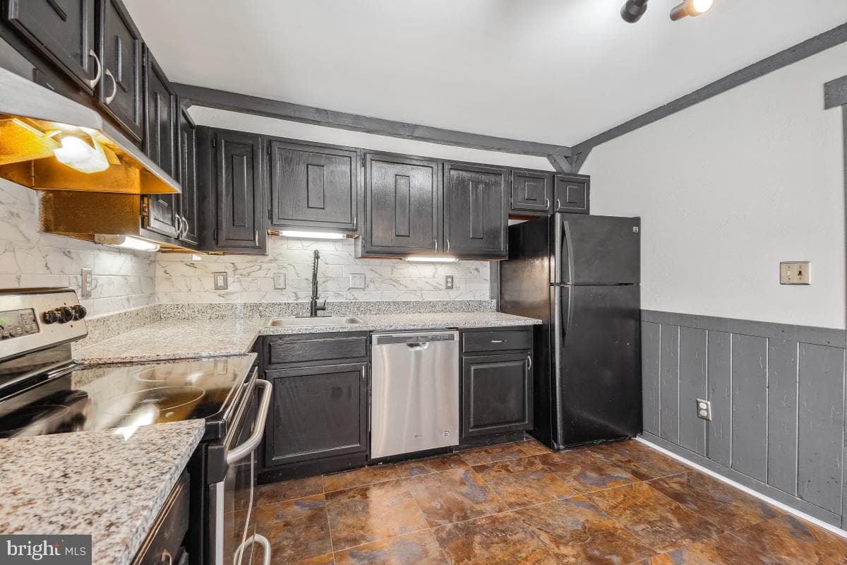 7684 E Arbory Court #242 photo 6