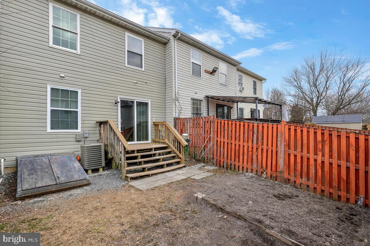 2736 Crestwick Place photo 29