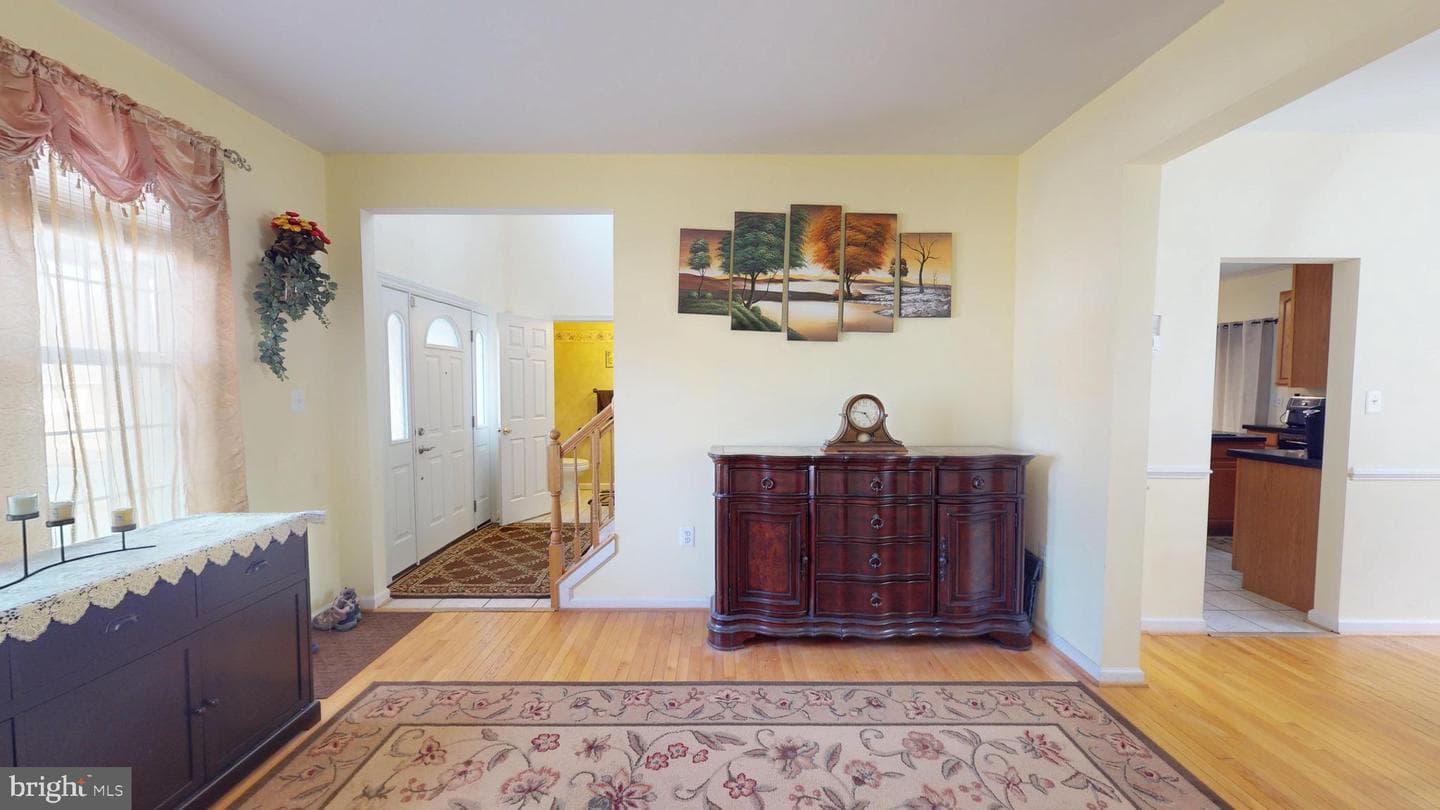 2106 Ardleigh Court photo 17