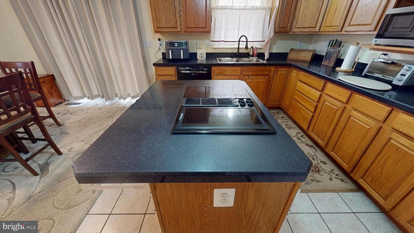 2106 Ardleigh Court photo 24