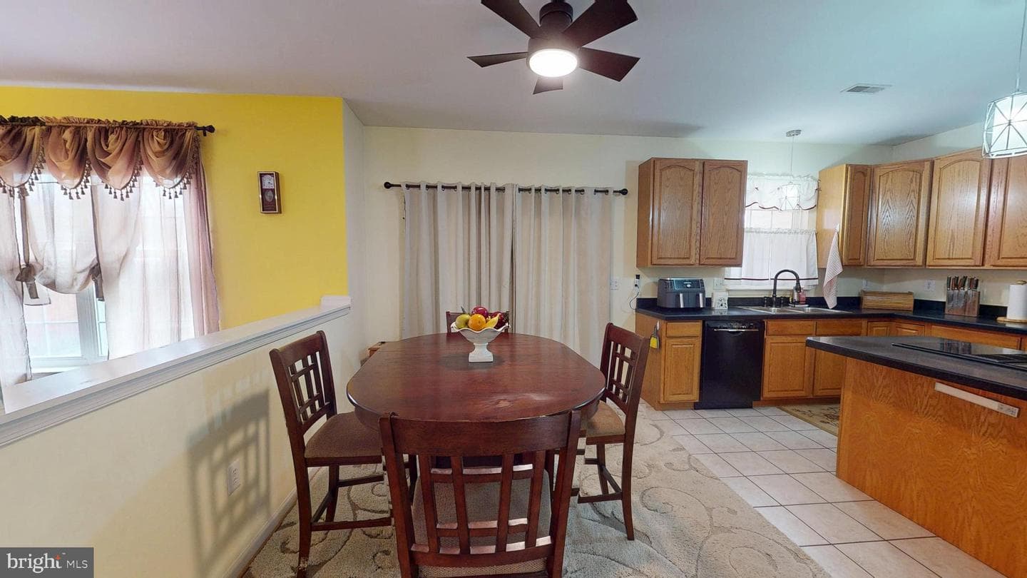 2106 Ardleigh Court photo 26
