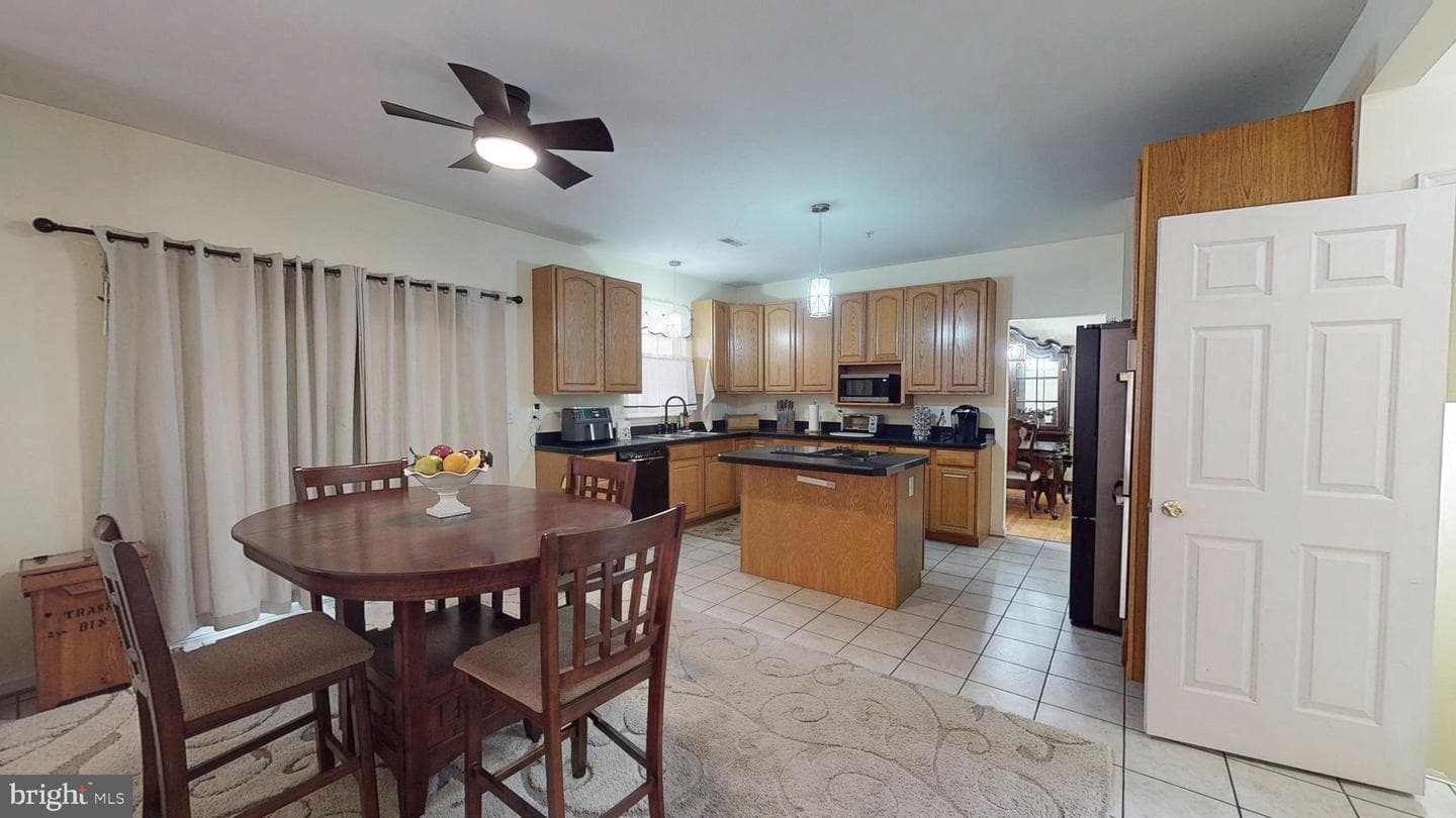 2106 Ardleigh Court photo 30