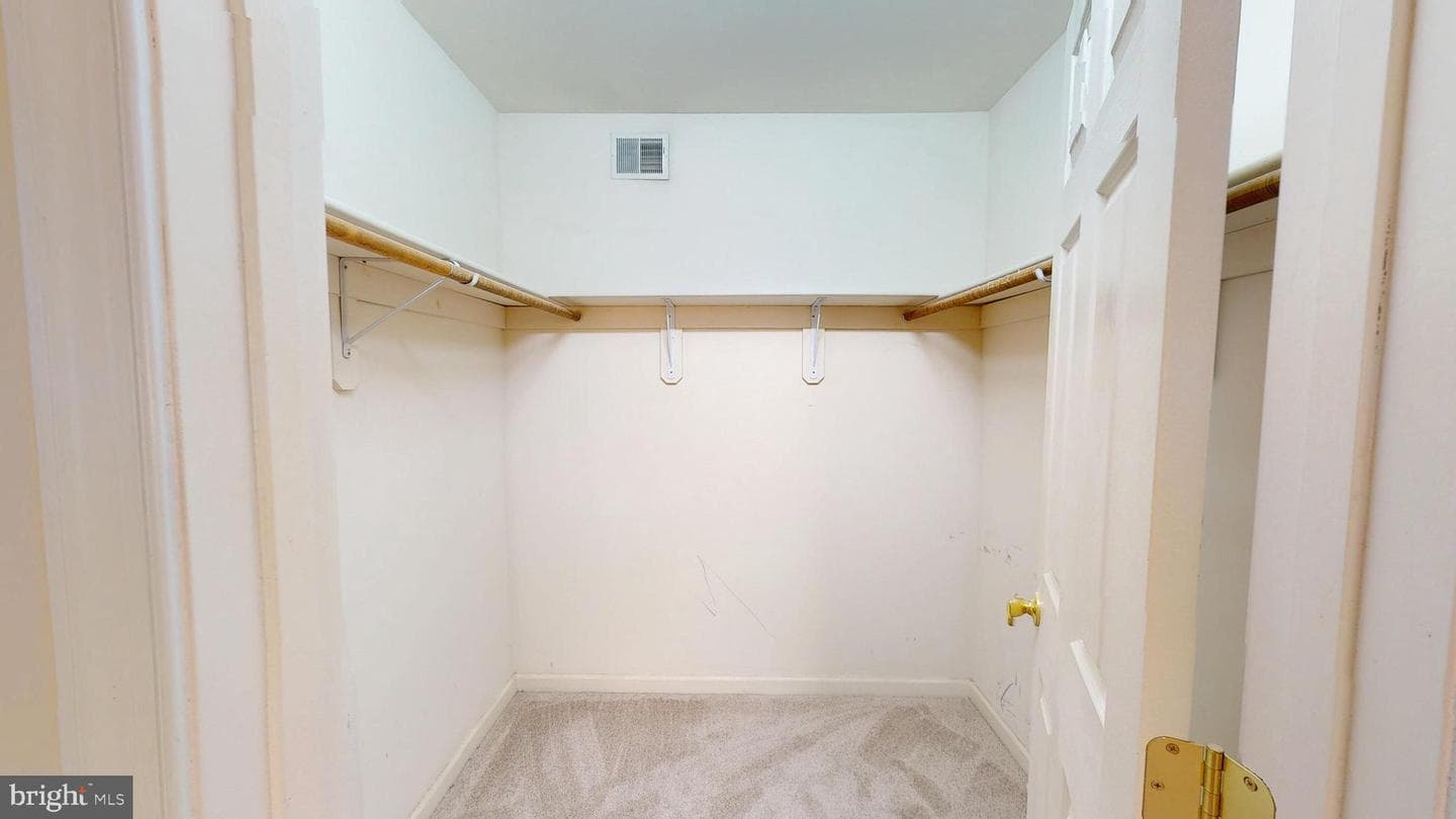 2106 Ardleigh Court photo 45