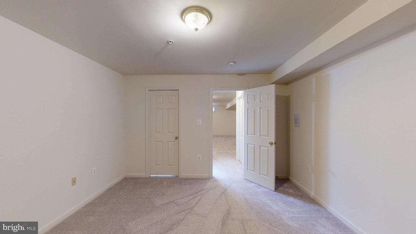 2106 Ardleigh Court photo 58
