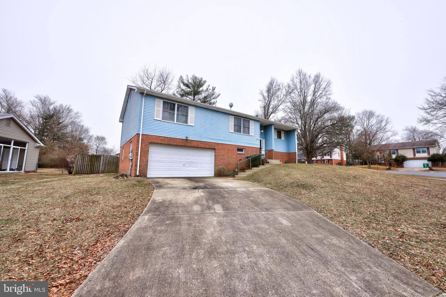 1205 Kings Tree Drive photo 3