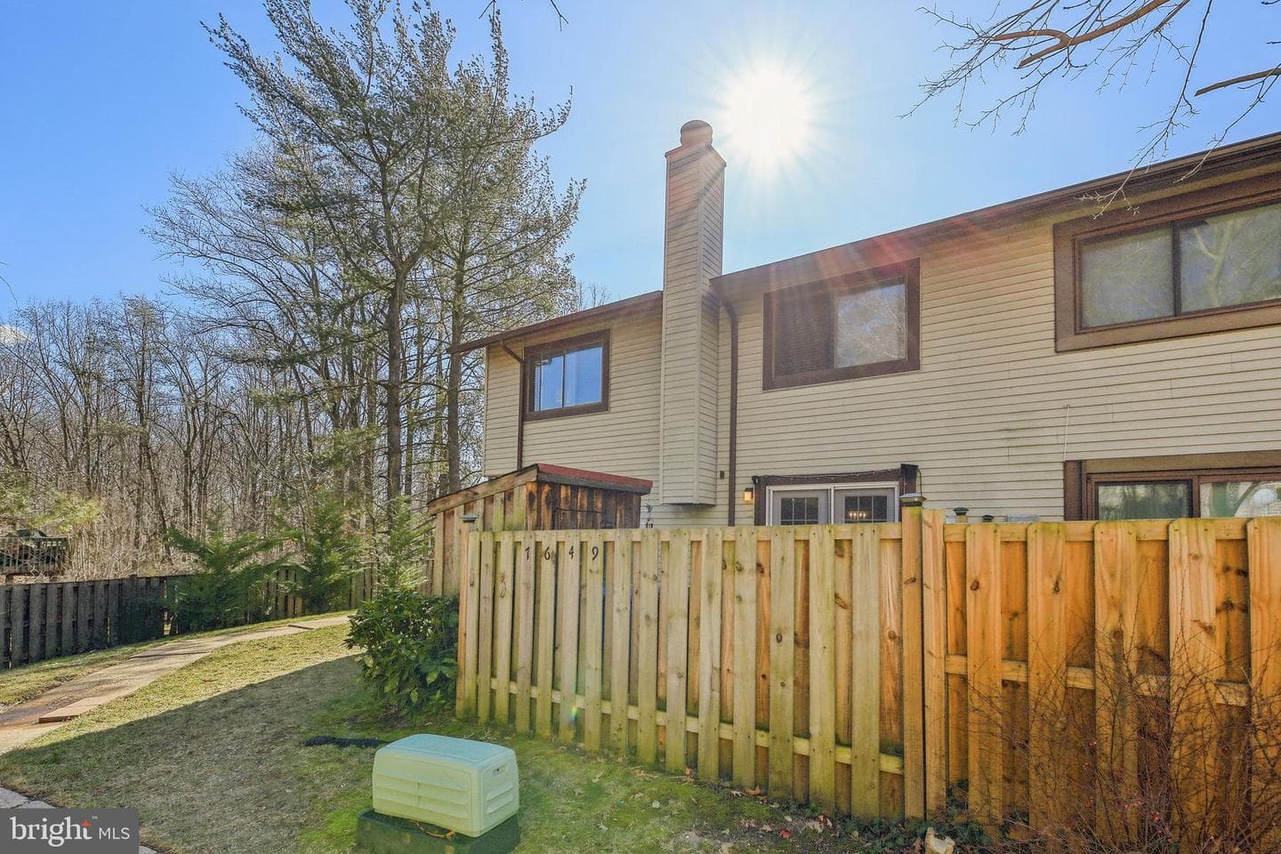 7649 Woodbine Drive photo 23