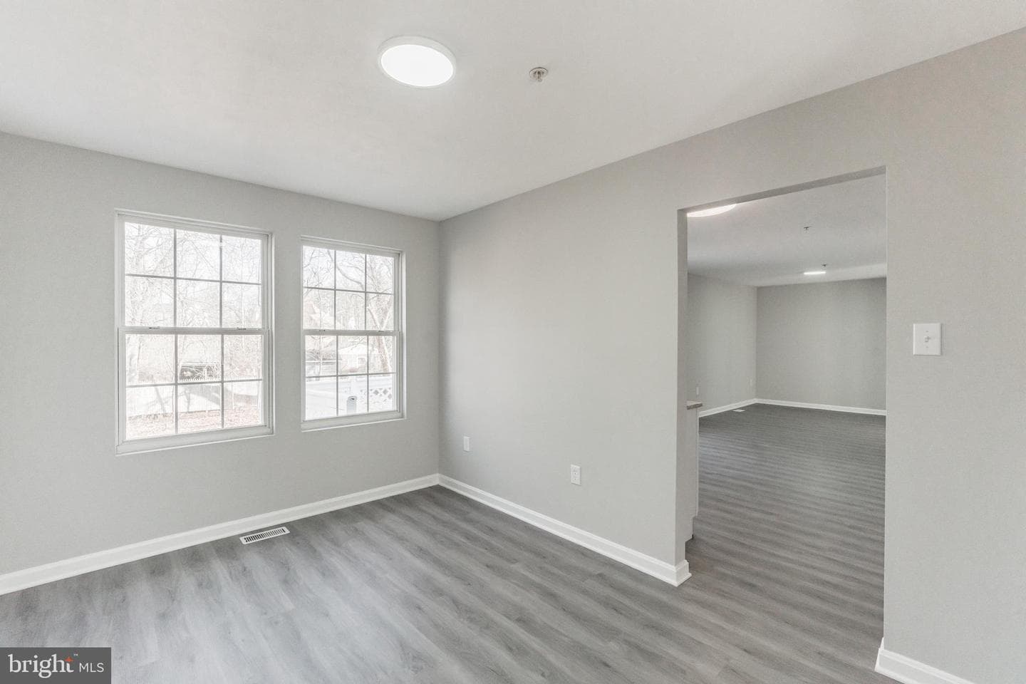 9948 Elm Street photo 27