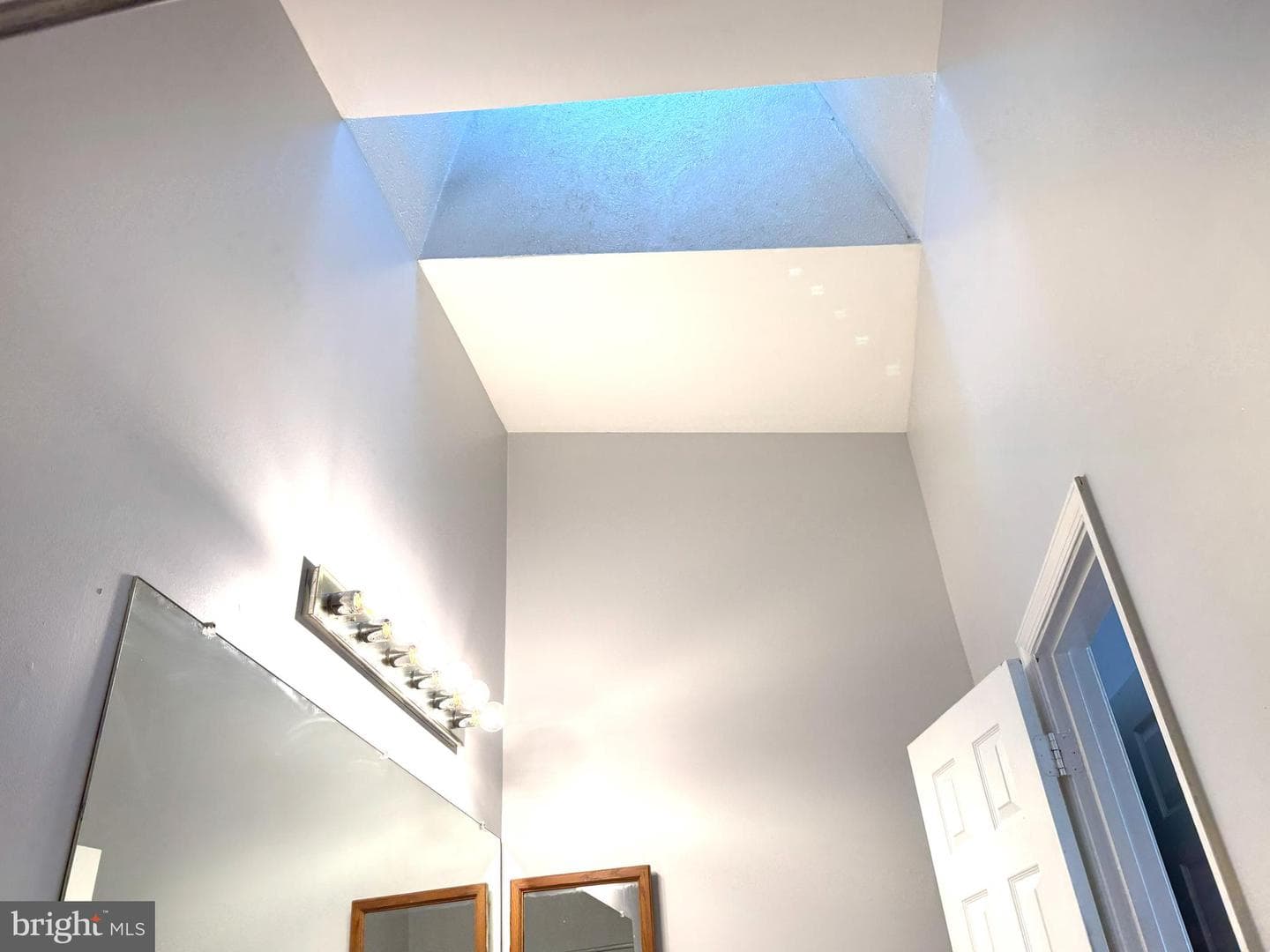 618 Evening Star Place photo 25