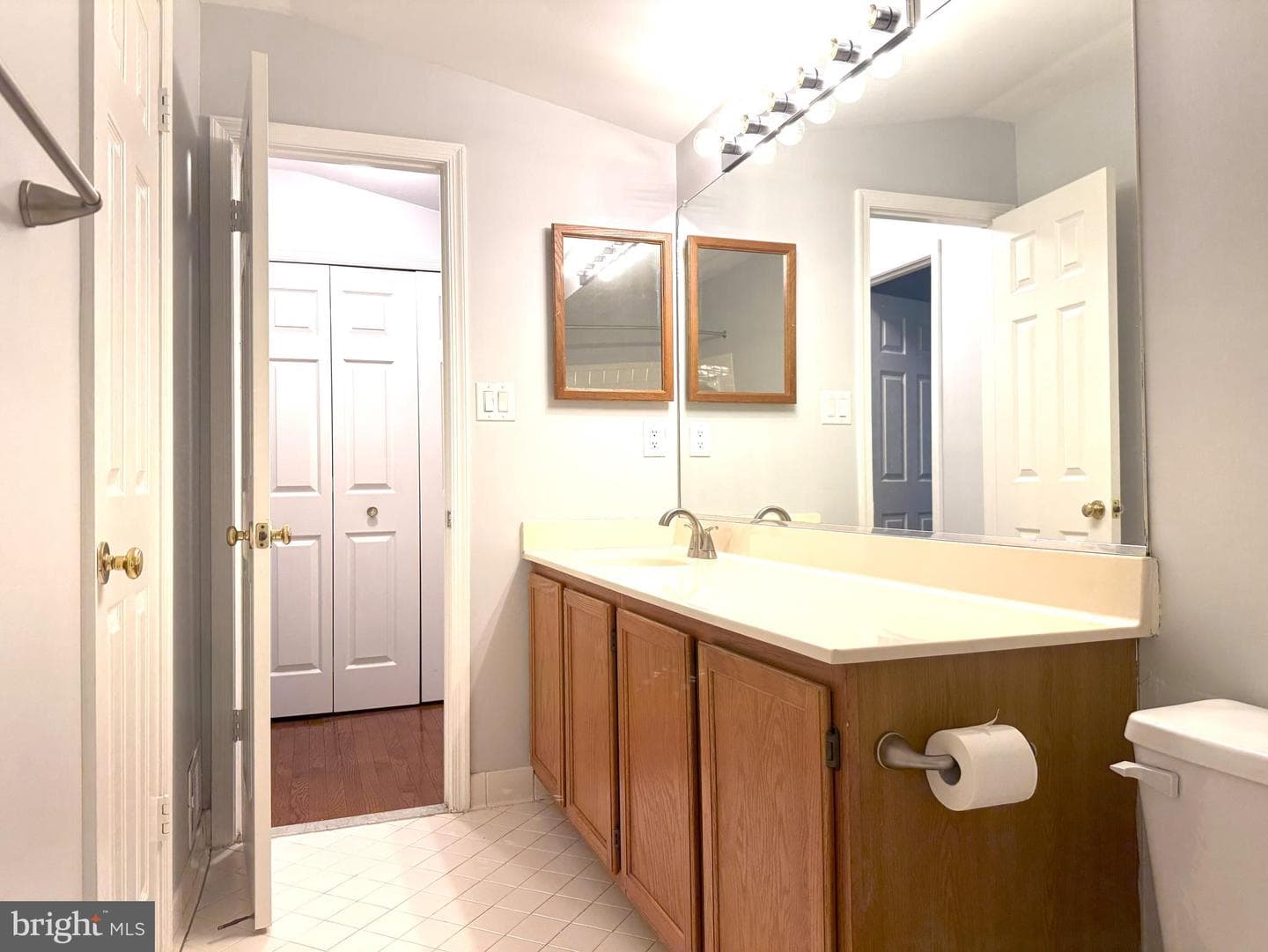 618 Evening Star Place photo 31