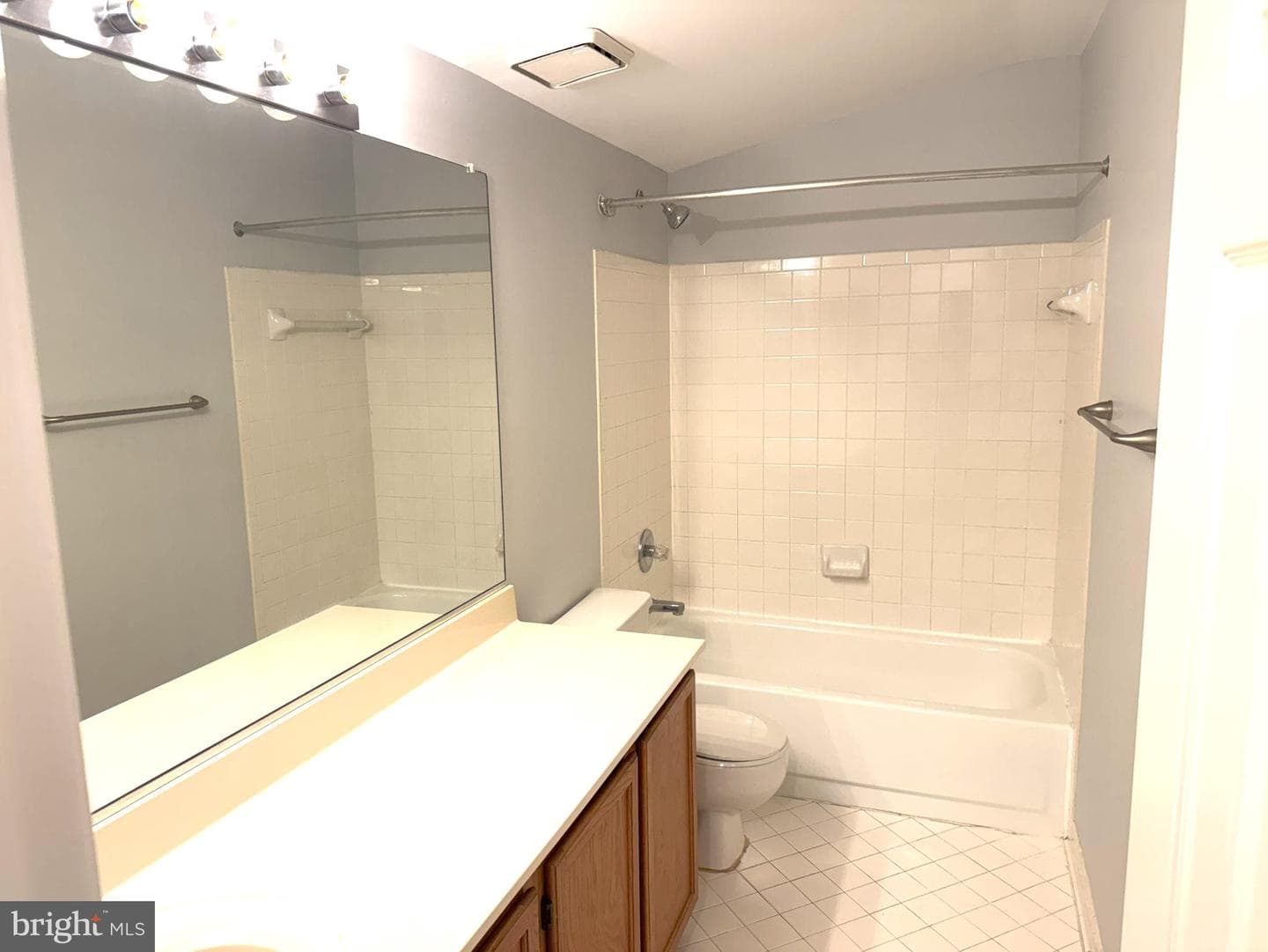 618 Evening Star Place photo 32