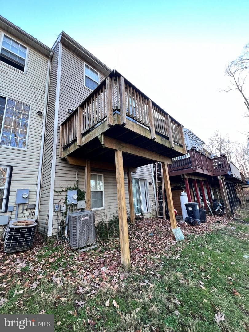 6808 Amber Hill Court photo 29