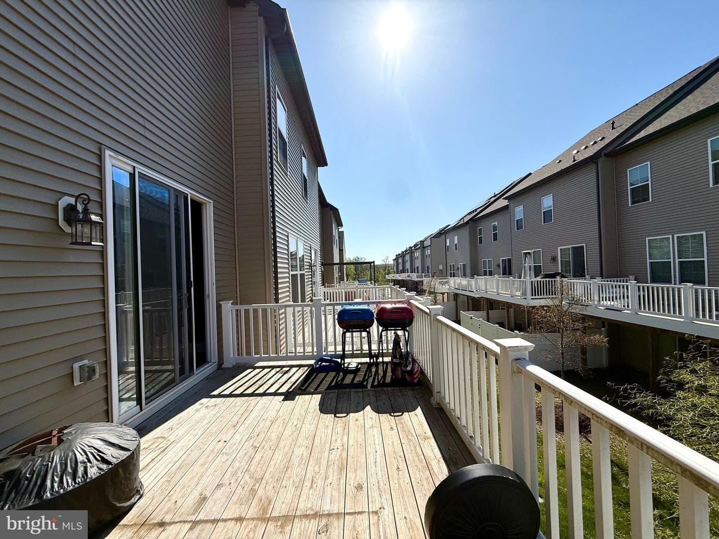 9508 Capital Lane photo 19