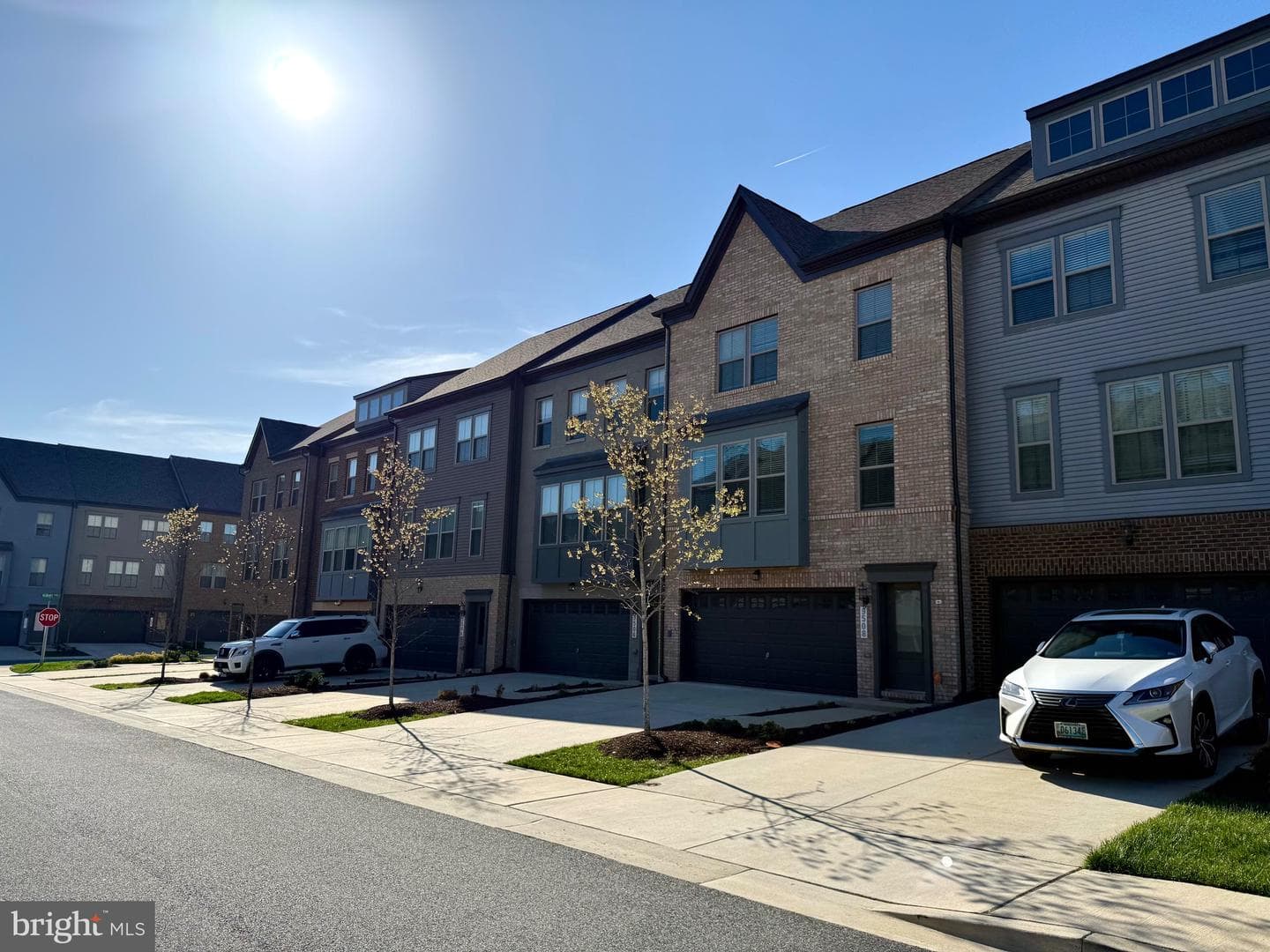 9508 Capital Lane photo 2