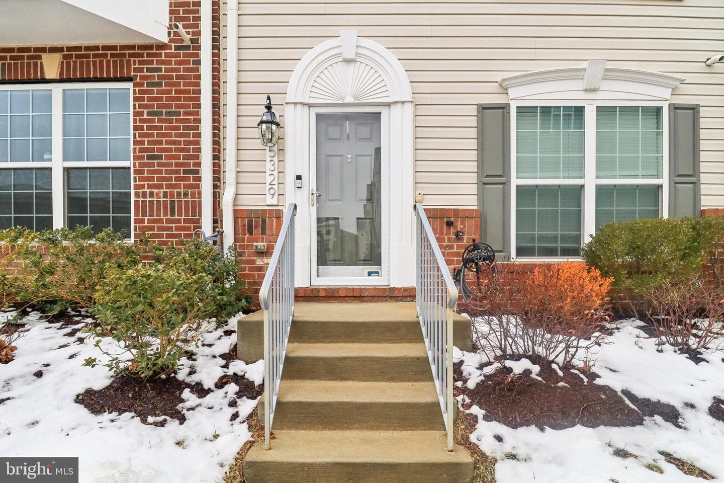 5329 Greenwich Circle photo 3