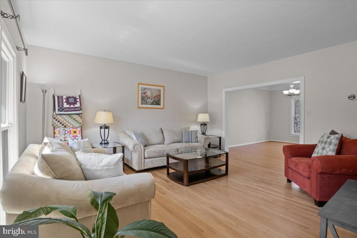 16322 Bawtry Court photo 8