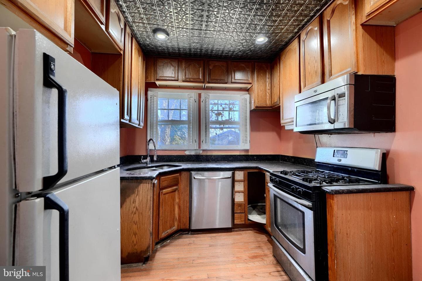 4320 N Addison Road photo 24