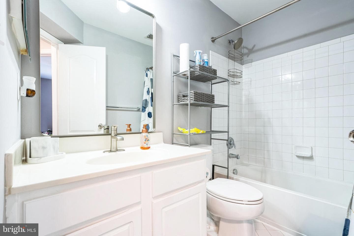 14806 Hardcastle Street photo 26