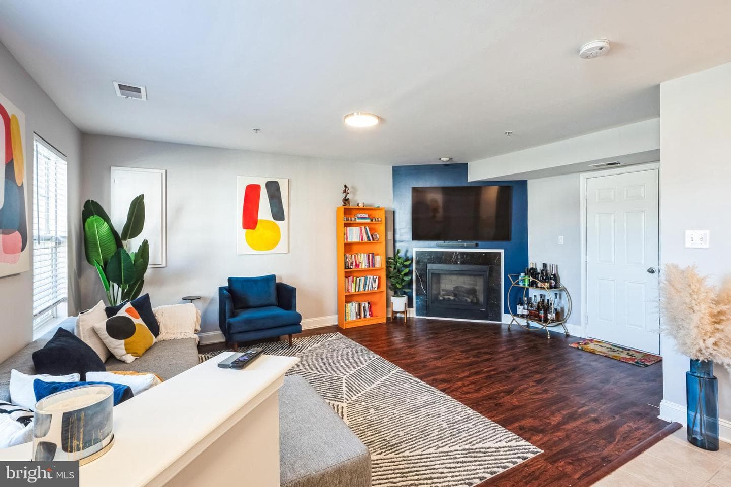 14806 Hardcastle Street photo 8
