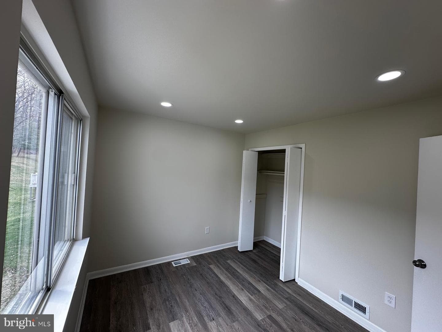 12800 Asbury Drive photo 33