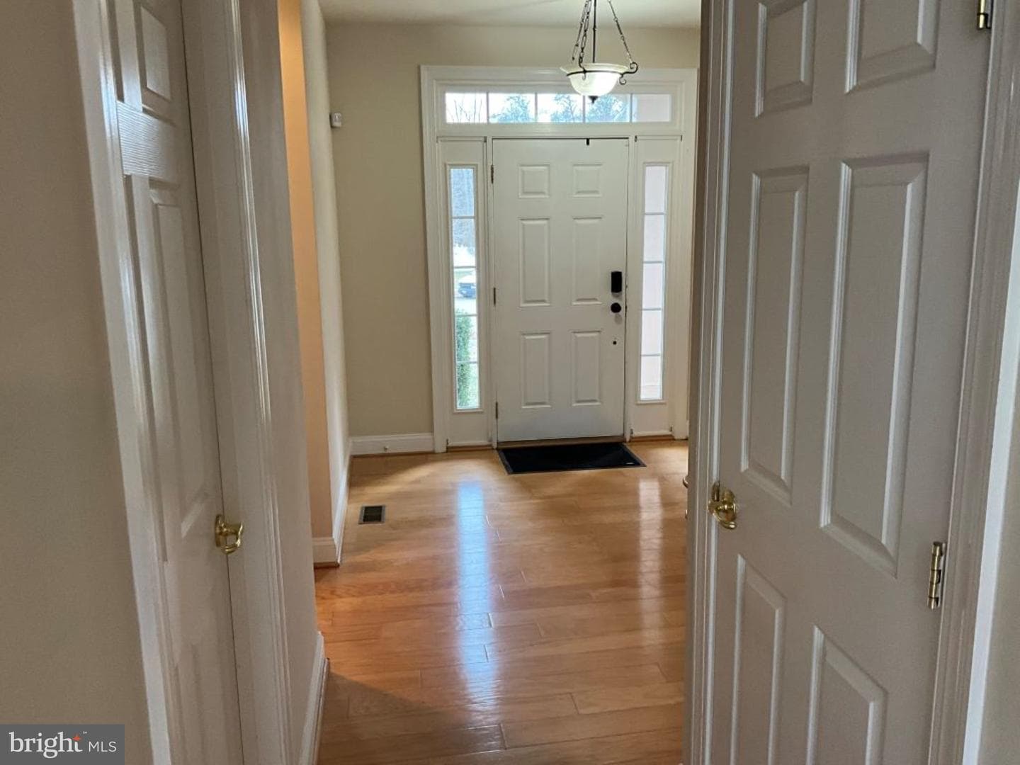 17309 Summerwood Lane photo 2