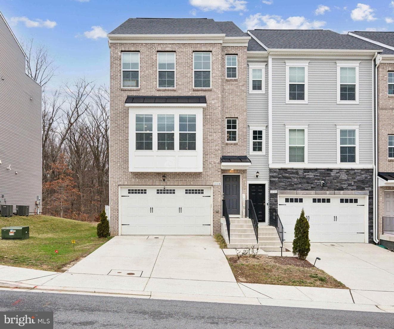 1008 Overlook Way photo 1