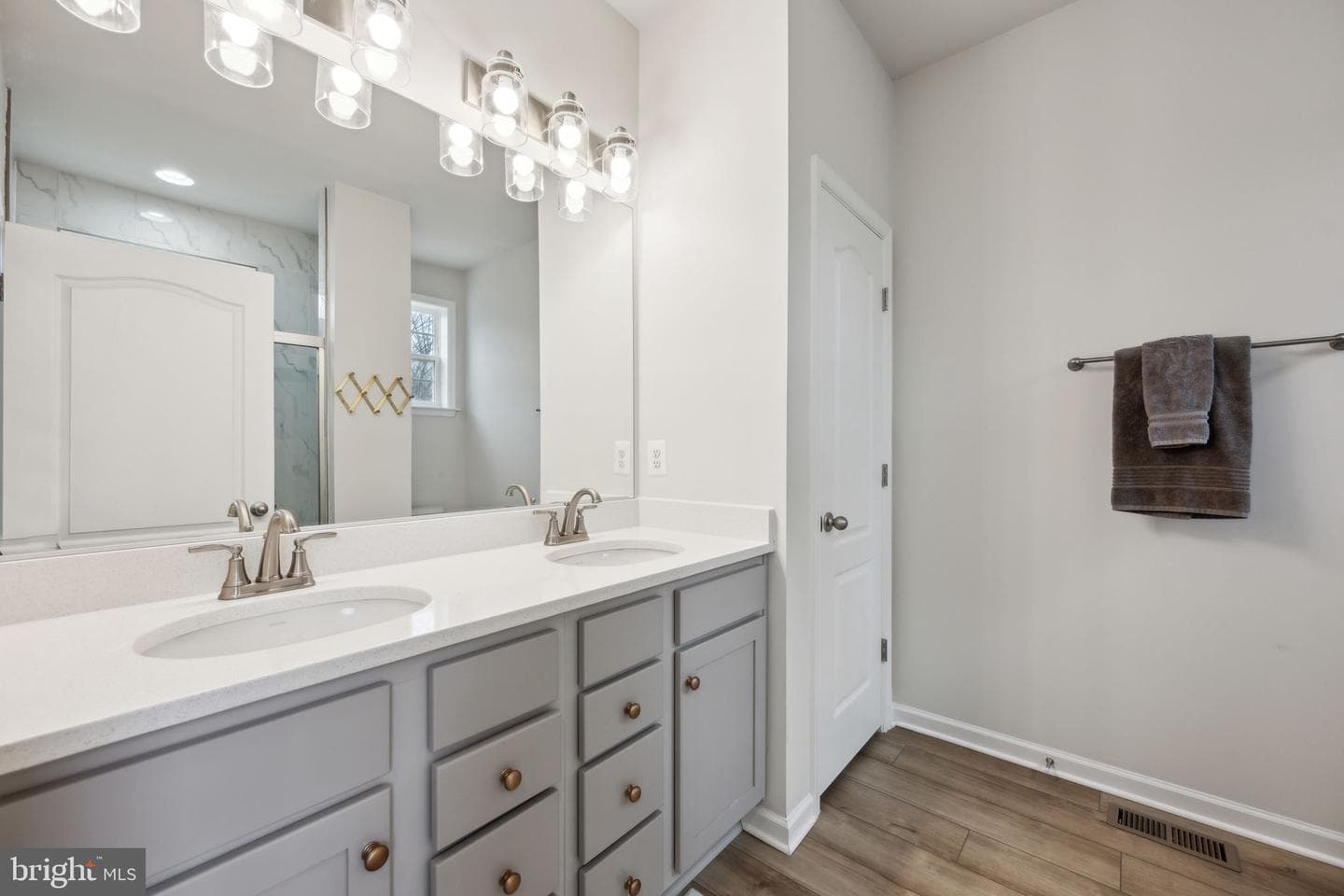 1008 Overlook Way photo 12