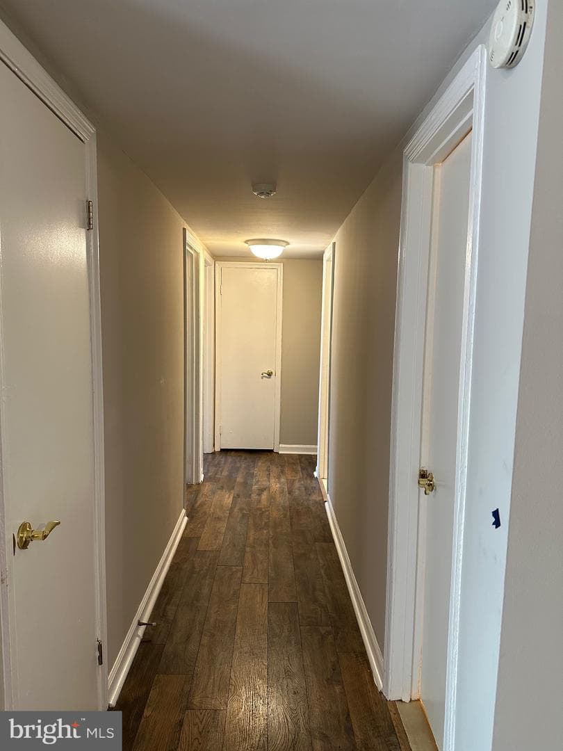 1805 Addison Road S photo 10