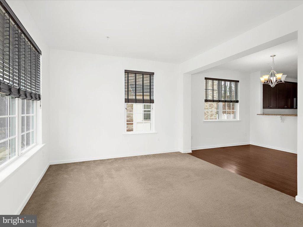 520 Victorianna Drive photo 10