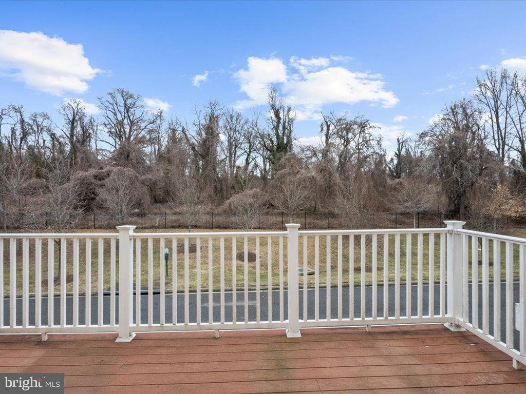 520 Victorianna Drive photo 34