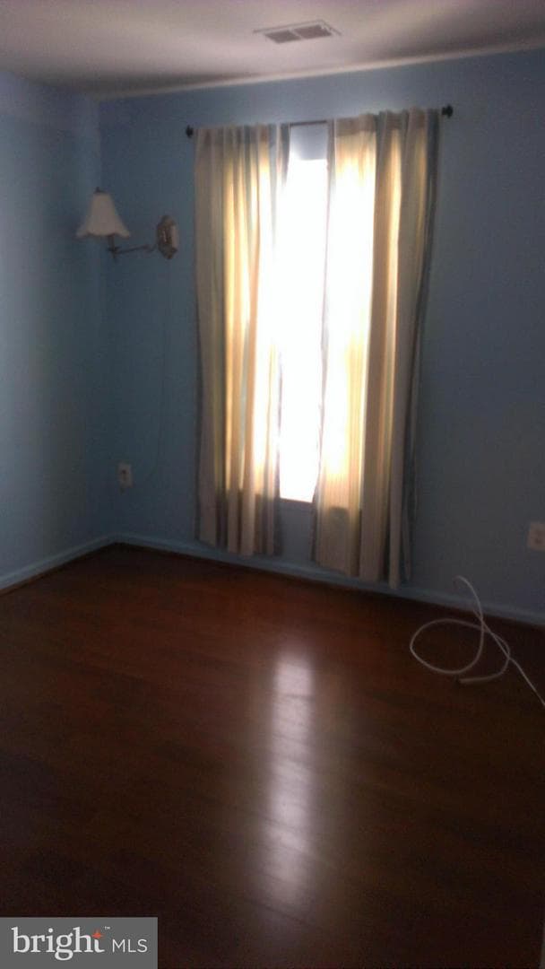 6605 Landing Way photo 3