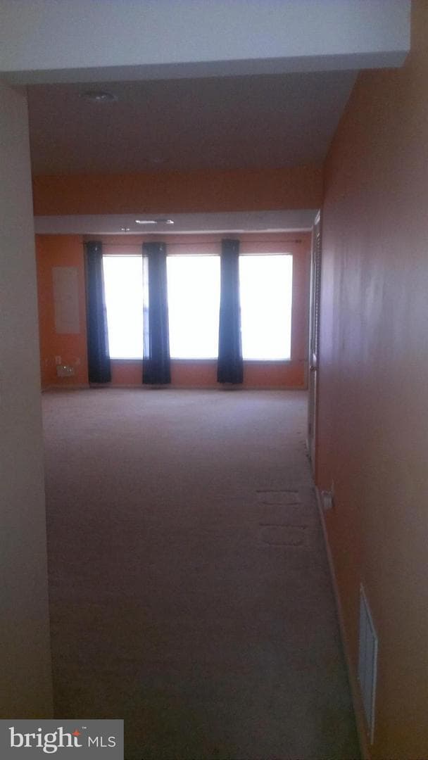 6605 Landing Way photo 4