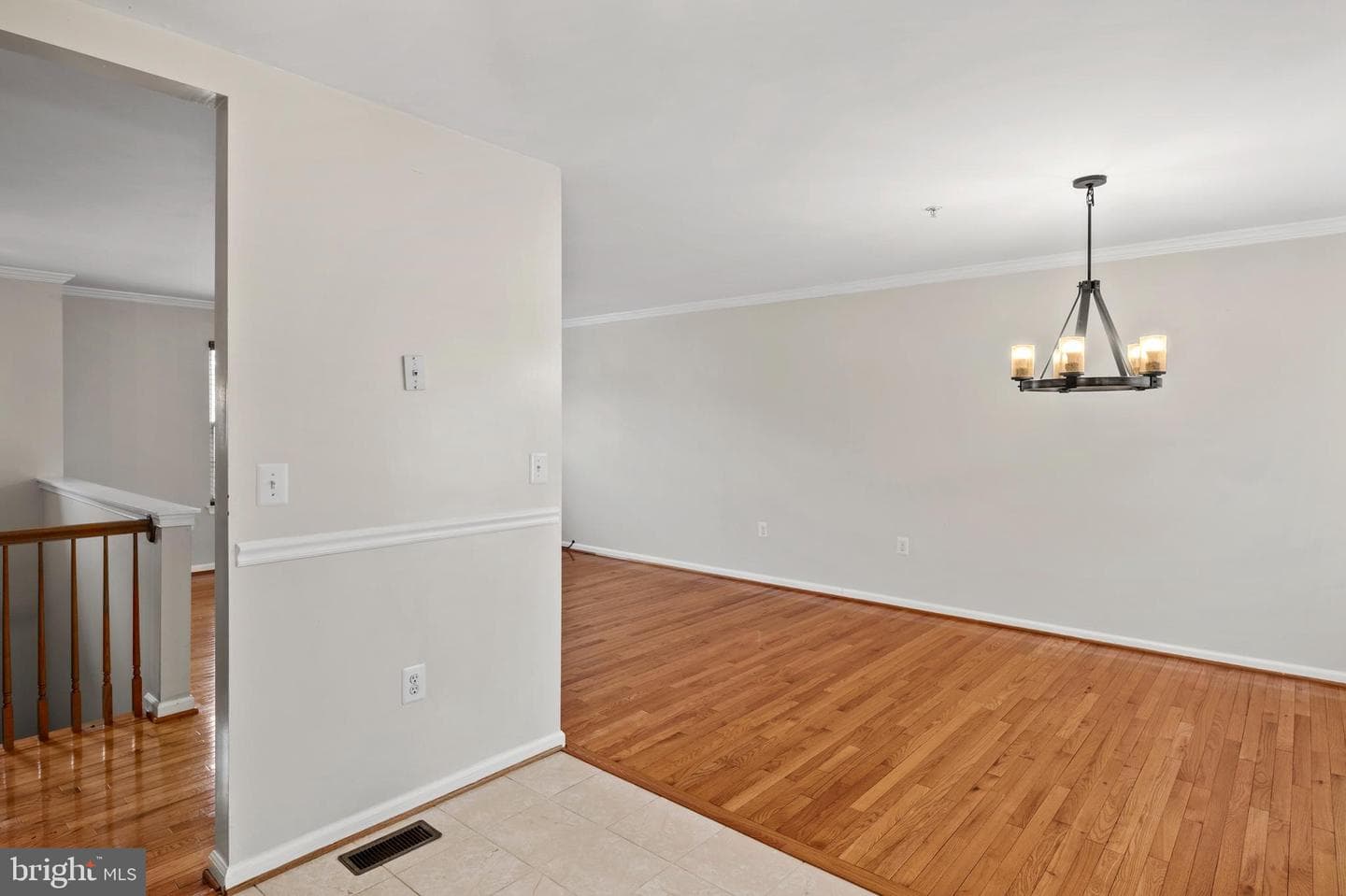 3525 Portal Avenue photo 12