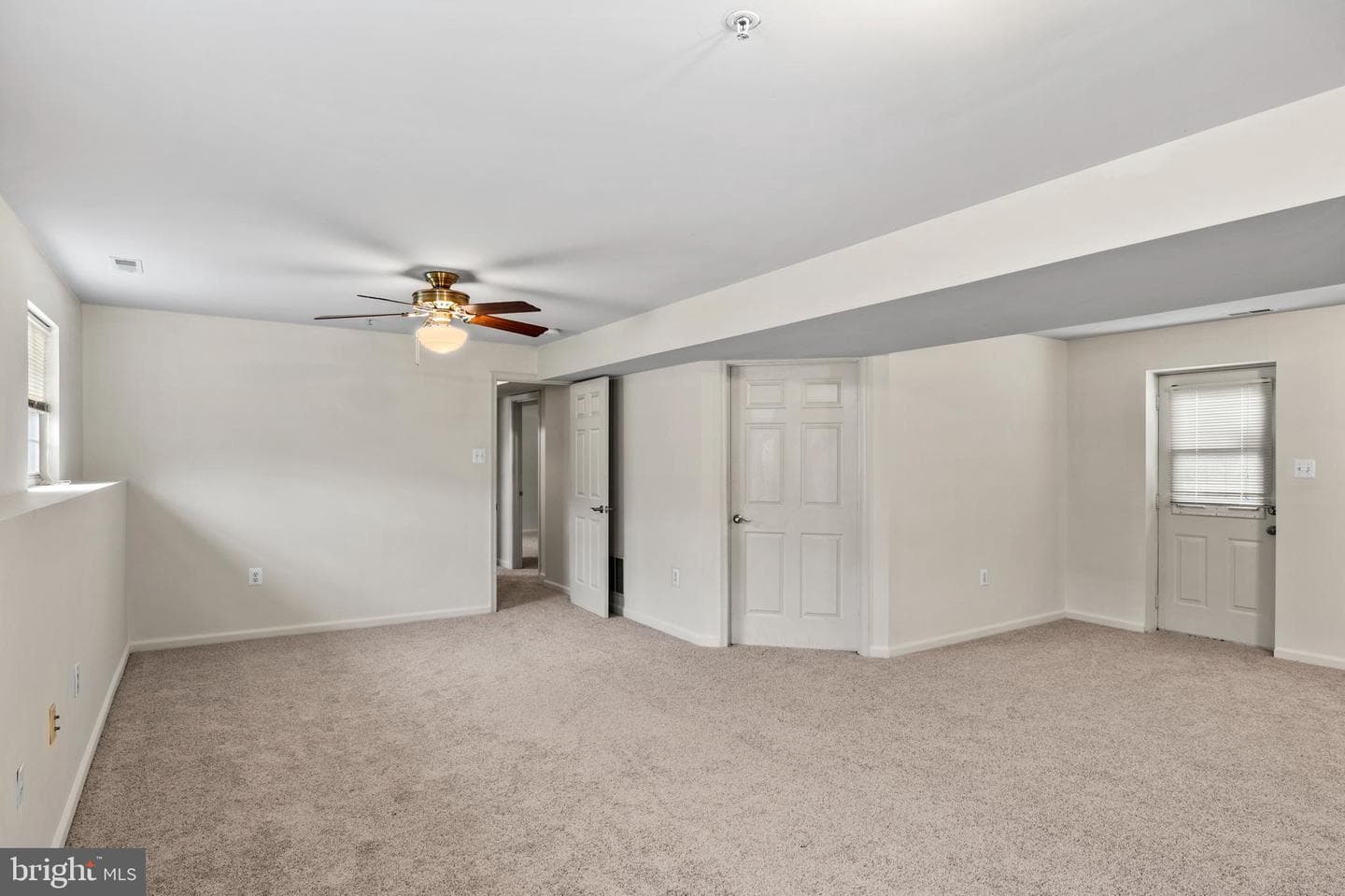 3525 Portal Avenue photo 25